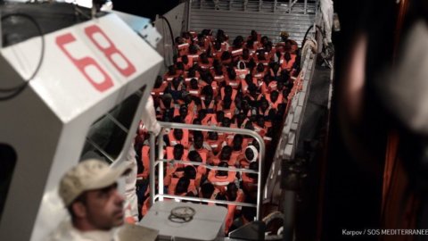 Acuario: "Migrantes traídos a Valencia por barcos italianos"