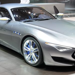 Fca: 1,6 miliardi su auto elettrica e Suv Maserati