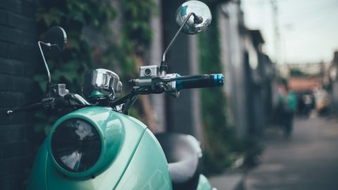 Assicurazione scooter: quanto costa? La classifica delle città