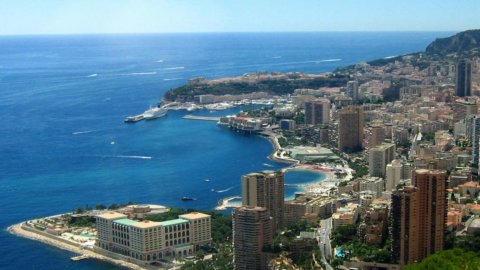 Cement and lots of money: Montecarlo launches the floating district