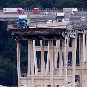 La foto dell’anno è il Ponte Morandi