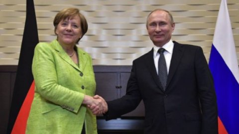 Merkel-Putin, prove di disgelo: incontro in Germania