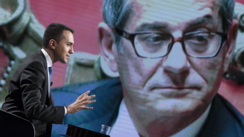 Tria intenta frenar a Di Maio: "No volaremos las cuentas"