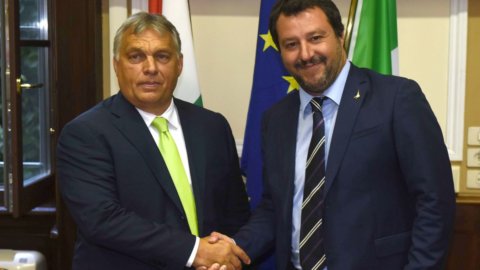 Souveräner Pakt zwischen Salvini und Orban, um Europa zu unterminieren