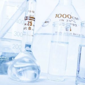 Chimie și farmaceutică: împotriva recesiunii, investiți în cercetare