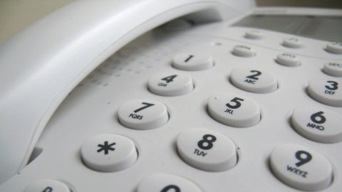 Franța, adio telefonului fix: Orange demontează rețeaua