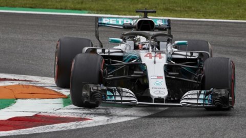 F1, Gp Monza: trionfa Hamilton, Vettel solo quarto