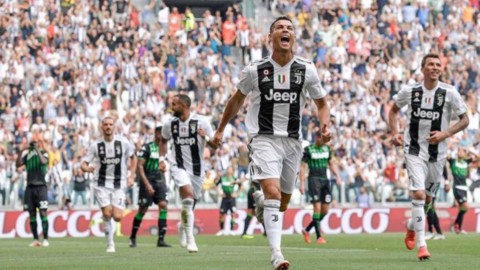 Cristiano Ronaldo fa volare la Juve ma Douglas Costa la macchia