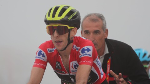 Vuelta: Yates remains in the red jersey, but Valverde is close