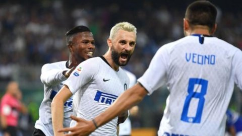 Inter loco como en la Champions League: gana en el minuto 94. En Milán y Roma la respuesta