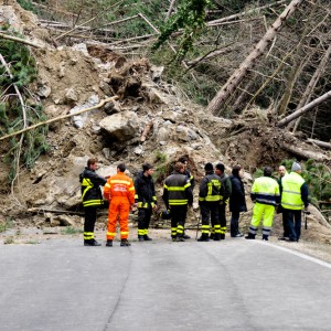 إيطاليا معرضة لخطر الانهيارات الأرضية: أين خطة مارشال الحكومية؟