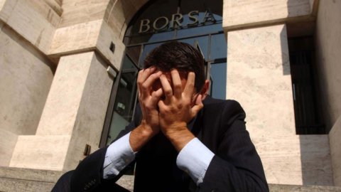 Borse e petrolio affondano, lo spread allarma: Milano la peggiore