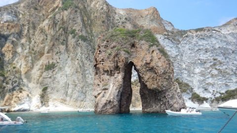 Ponza, not just the sea: an island to drink and enjoy