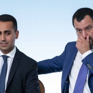 Tav、Salvini 和 Di Maio 在成本效益分析上争执不休