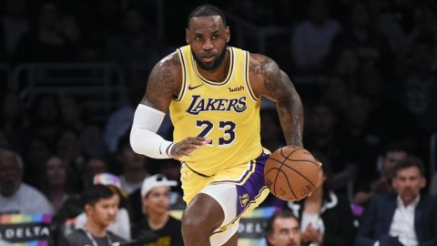 NBA at the start: the era of LeBron James at the Lakers begins