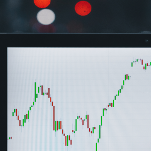 La Borsa e le banche cercano la conferma del rimbalzo