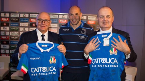 Cattolica dan rugby: iklan dengan Parisse dan teman-temannya sedang dalam perjalanan