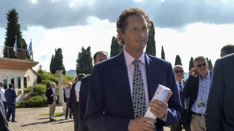 Familia Agnelli-Elkann cumpără La Repubblica și grupul Espresso