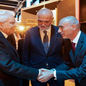 İsveç'te Open Fiber, Mattarella iş peşinde