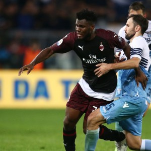 El Milan casi da el golpe con la Lazio, el Napoli hace feliz a la Juve