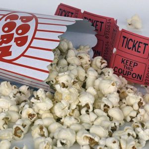 フェーズ 3、映画館からサマー キャンプまで: 15 月 XNUMX 日に再開するもの