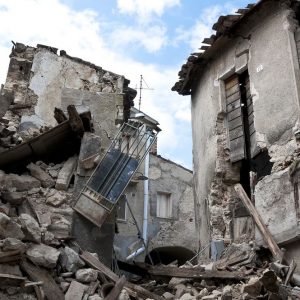 Assicurazioni su catastrofi: in Italia rischio alto ma poche polizze