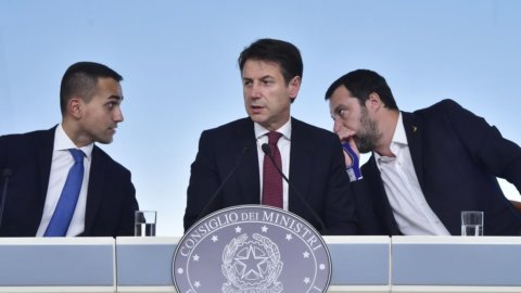 Governo, Conte dimissiona Siri. Scontro rinviato, per ora