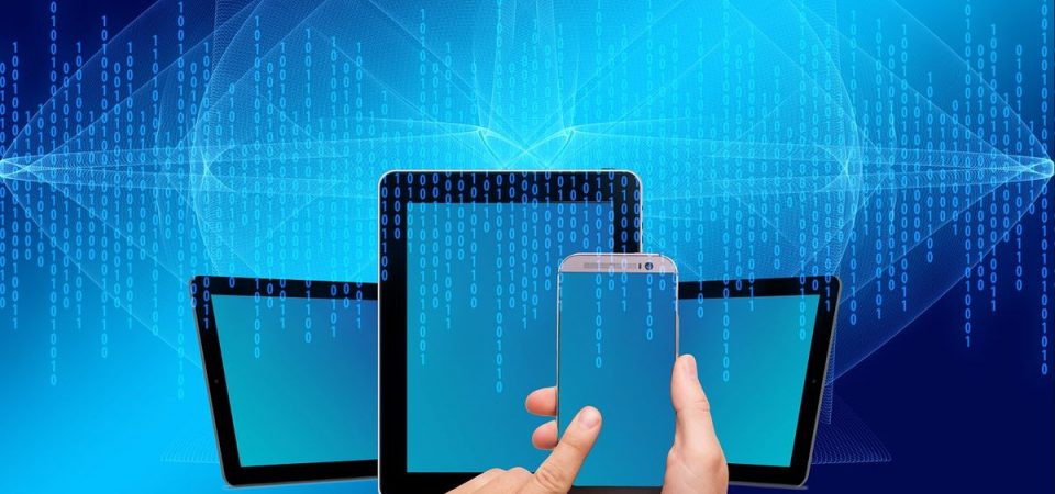 Fantinati: “Più digitalizzazione = meno burocrazia e corruzione”