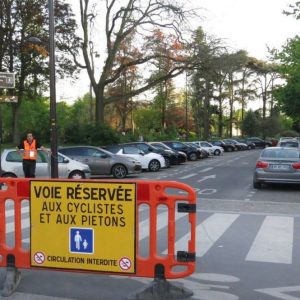 Centre fermé à la circulation tous les jours ? Paris y pense