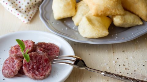 Cotechino si Zampone, sa mergem incet dar pericolul cinei mari sunt deserturile