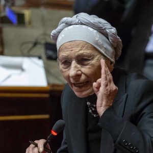 Manobra, Napolitano e Bonino contra o Governo: "Humilhar o Parlamento"