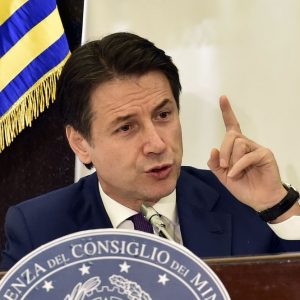 Conte: “Evitare procedura d’infrazione, ma non cambiamo linea”