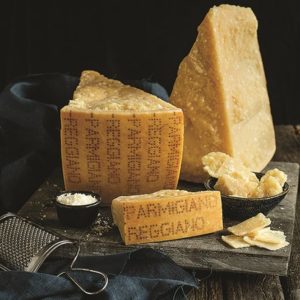 Parmigiano Reggiano, Yeni Zelanda'da Parmesan konusunda Kraft ile savaş halinde