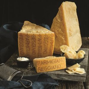 نیوزی لینڈ میں پیرمیسن پر کرافٹ کے ساتھ جنگ ​​میں Parmigiano Reggiano