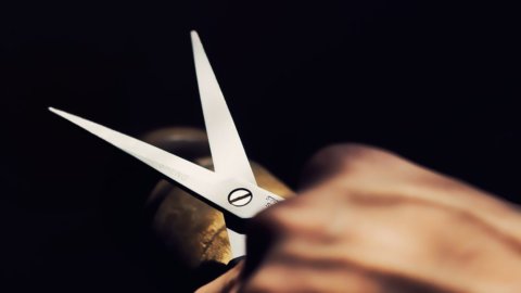 Le Borse corrono in attesa di nuovi tagli dei tassi