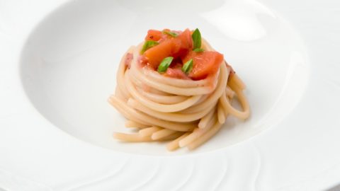 Rezept von Alberto Gipponi: Tomatennudeln mit Pfirsichen und Erdbeeren (die er nicht mochte)