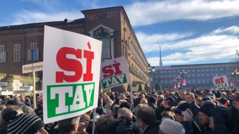 Turin, 30 ribu untuk TAV: Lega juga ada di alun-alun