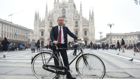 De Felice (Touro): "Apresento a vocês a bicicleta 4.0"