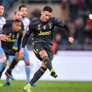 La Juve soffre ma vince e fugge (+11), Inter e Roma deludono