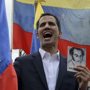 Venezuela se divide entre Maduro e Guaidò e divide o mundo