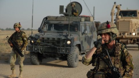 Afganistan: acord SUA-talibani, Italia haos la retragere