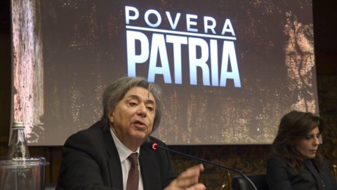 Rai tries to innovate with "Povera Patria" but the future is dark