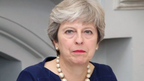 Brexit, bocciato l’accordo: May sconfitta