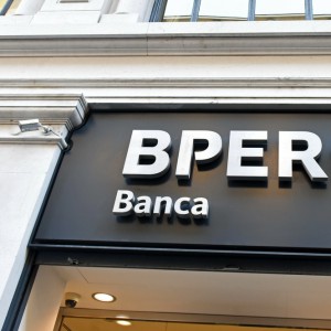 Borsa: Bper giù dopo i conti e ok a nozze con Unipol Banca