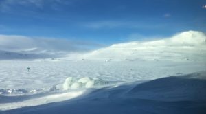 Palloni di ghiaccio sulla neve