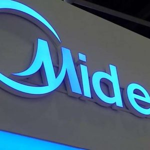 Haushaltsgeräte, die chinesische Midea an der Kreuzung zwischen Whirlpool und Smeg