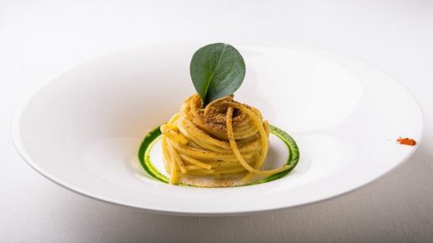 Resep Roy Caceres: spageti, bubuk, dan aroma laut﻿