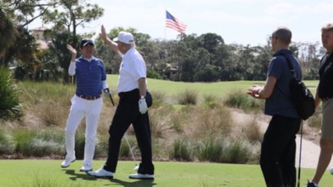 Trump, el golf y la costumbre de hacer trampa