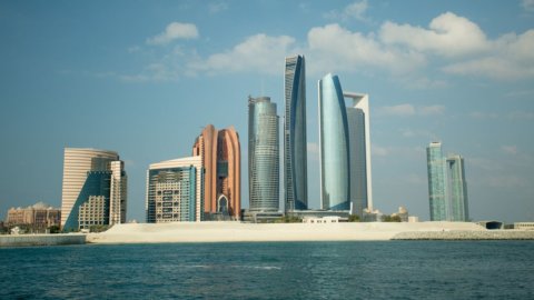 الإمارات العربية المتحدة: استئناف النمو ، فرص صنع في إيطاليا