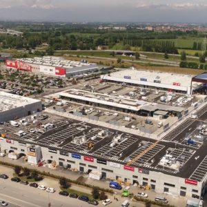 Torino deschide cel mai mare parc comercial din Italia